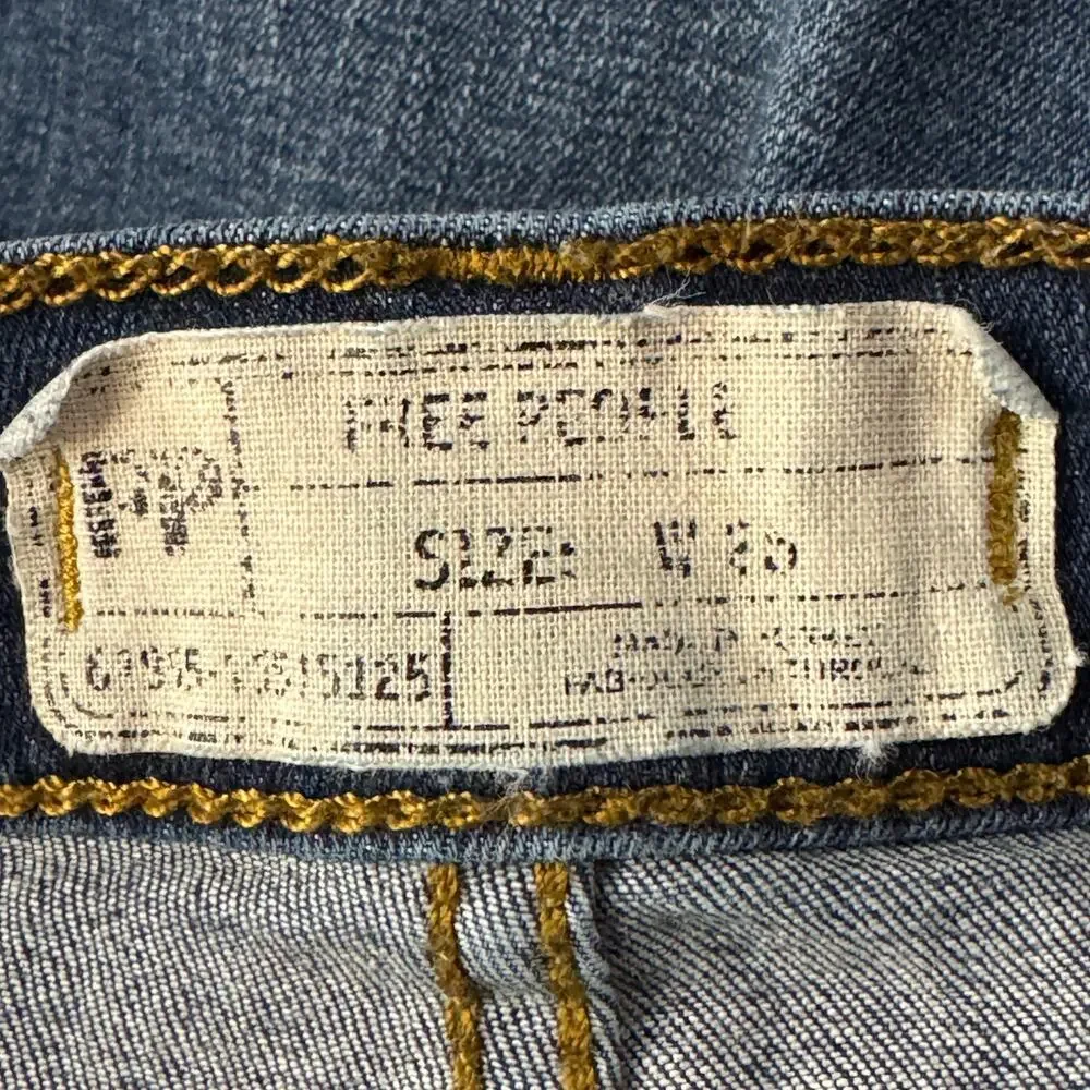 Free People SZ W25 Skinny Jeans Distressed Rips Mid-Rise Stretch Zip-Fly Blue